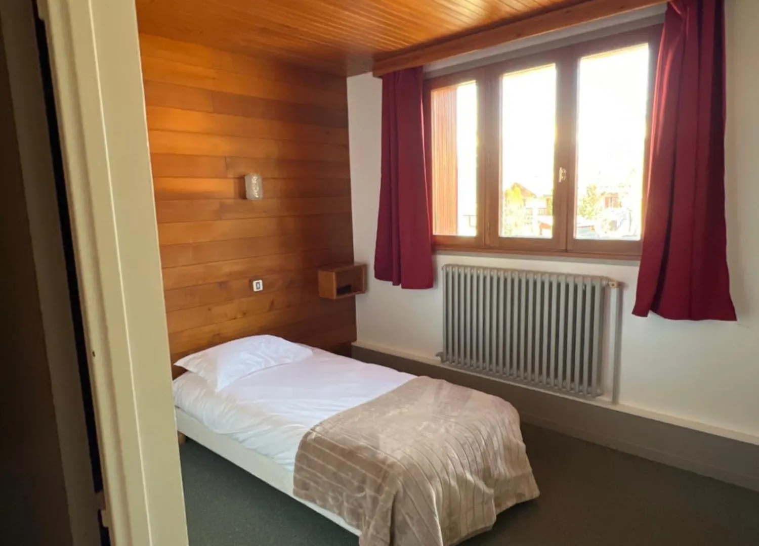 **  Hotel Restaurant La Pendine Les Pres Francia