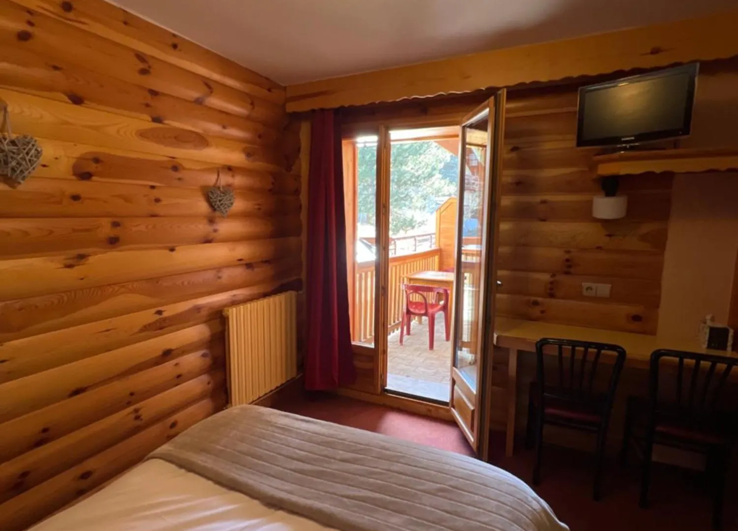 Hotel Restaurant La Pendine Les Pres
